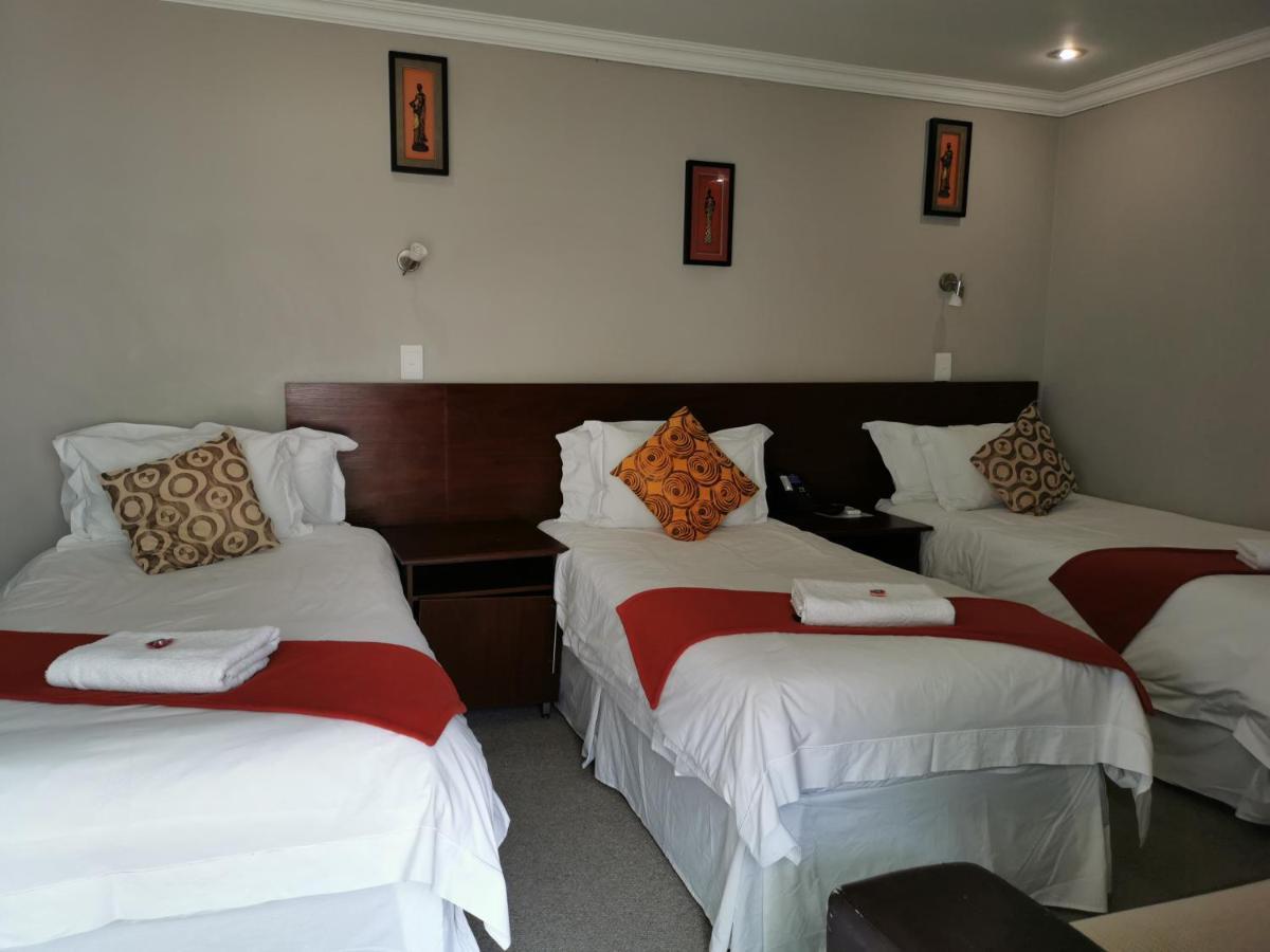 47 On Preston Guesthouse Йоханнесбург Экстерьер фото