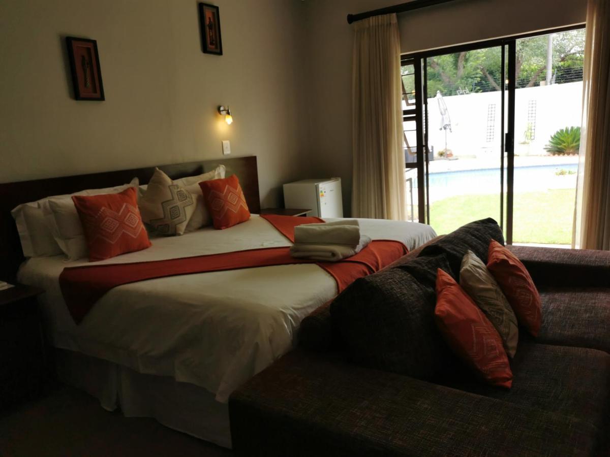 47 On Preston Guesthouse Йоханнесбург Экстерьер фото